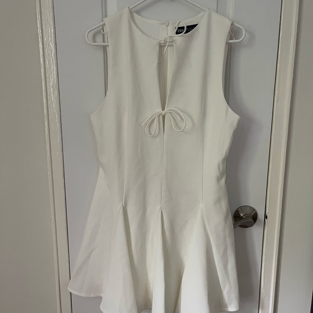 Zara White Sleeveless Tie Front Peplum Tank Top